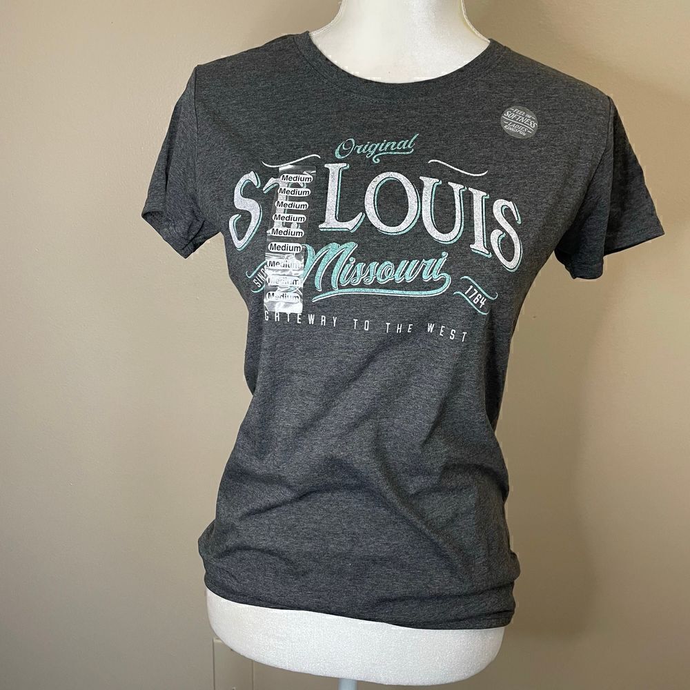 New! Hudson’s news| Souvenir Tee| Soft|Cotton|Medium|St. Louis